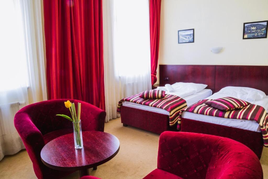 Hotel Ester 카를로비바리 외부 사진