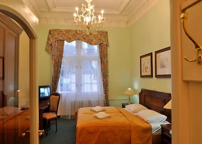 Hotel Ester 카를로비바리 외부 사진
