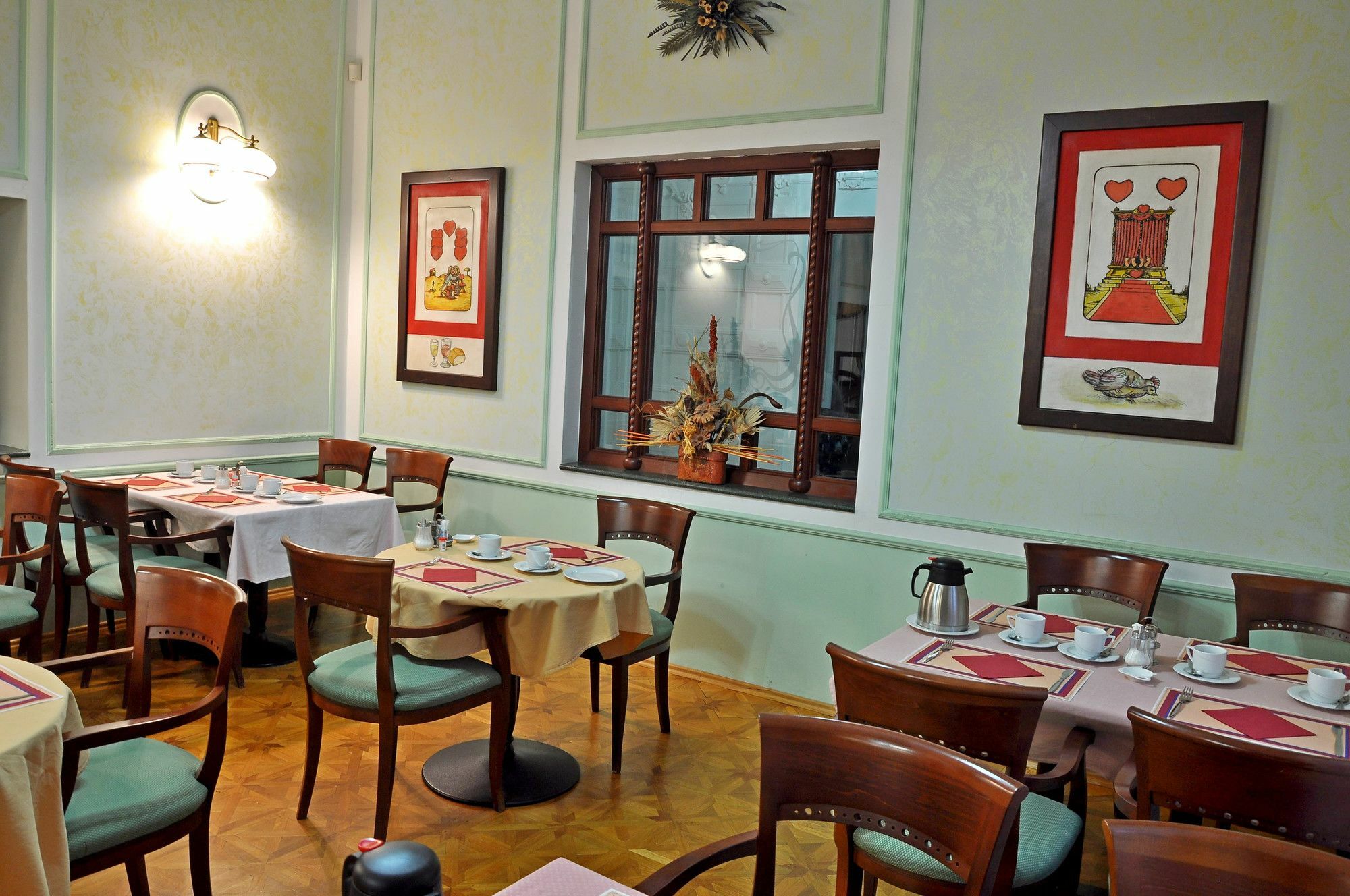 Hotel Ester 카를로비바리 외부 사진